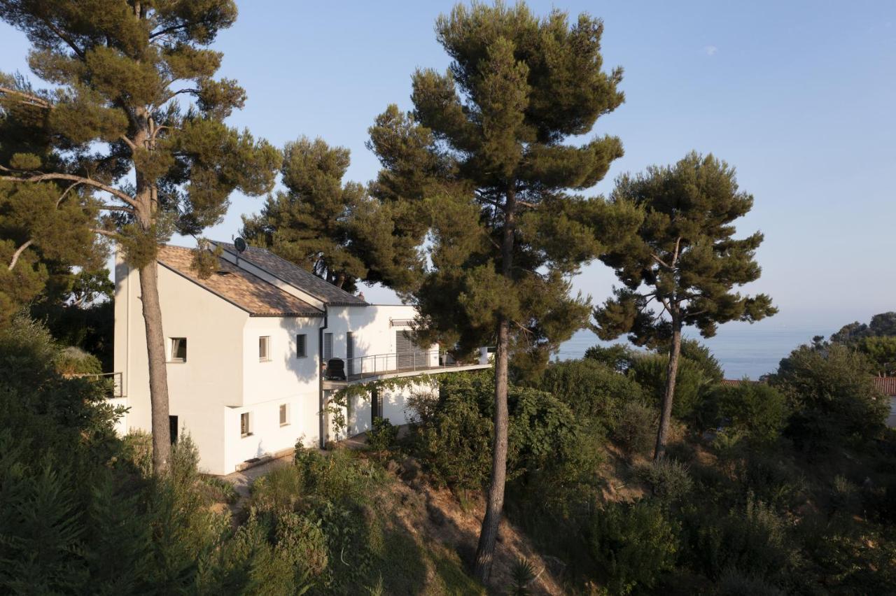 Apartmán 456 Chemin De La Pinede Menton Exteriér fotografie