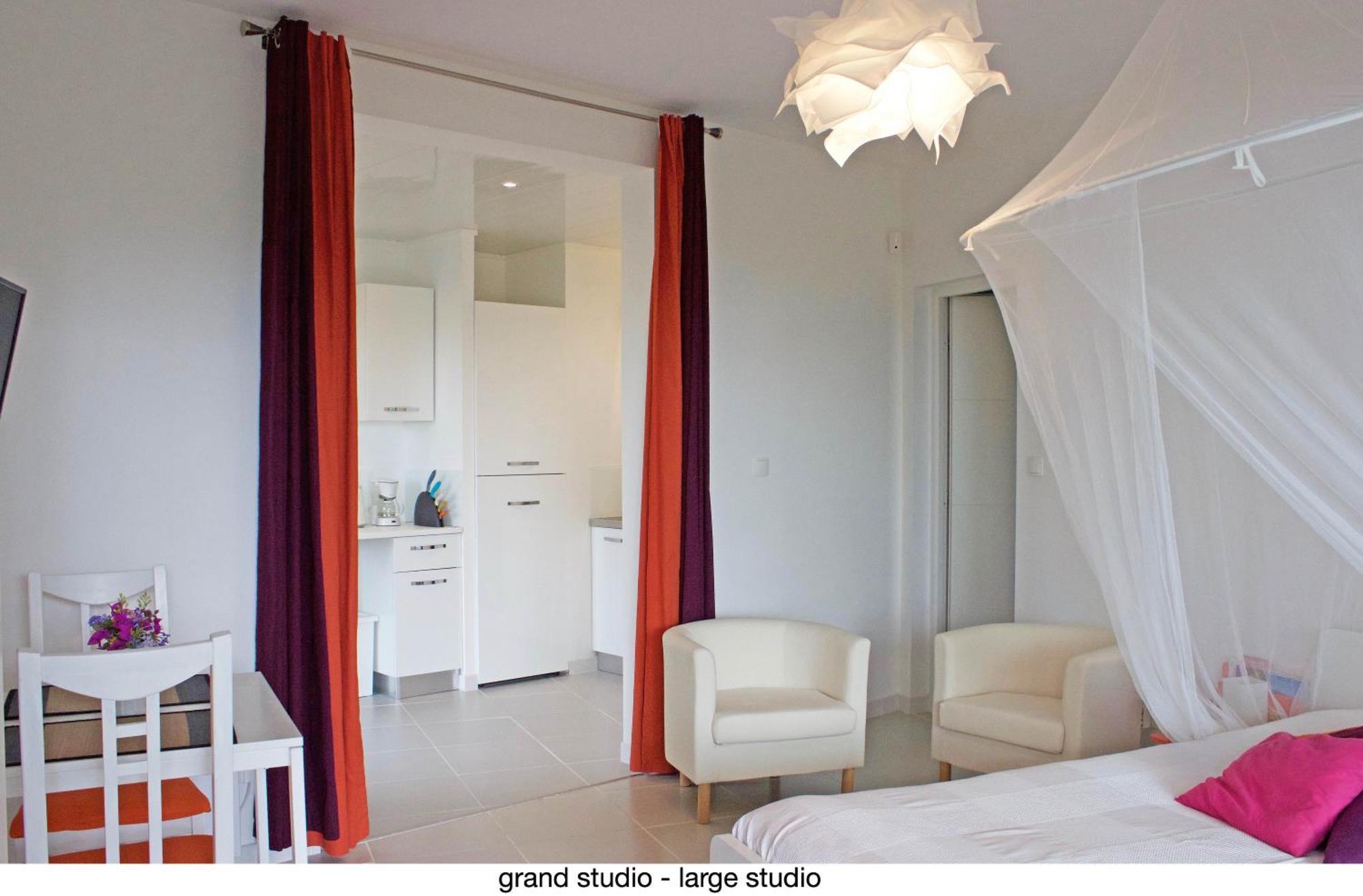 Apartmán 456 Chemin De La Pinede Menton Exteriér fotografie